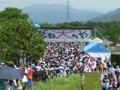 4万人の来場者で賑わう会場