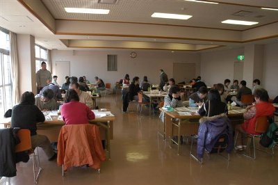 里山整備について耳を傾けます