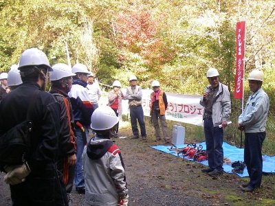 まずは指導林家の藤本氏と和田氏の指導を受けます